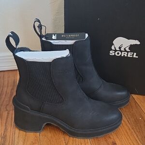 Sorel Women's Waterproof Black Chelsea Boots